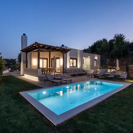 Wisdom - Elegant & Homely With Pool, Galatas Villa Chania (Crete)