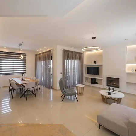 Wisdom - Elegant & Homely With Pool, Galatas