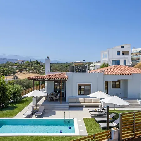 Wisdom - Elegant & Homely With Pool, Galatas * Chania (Crete)