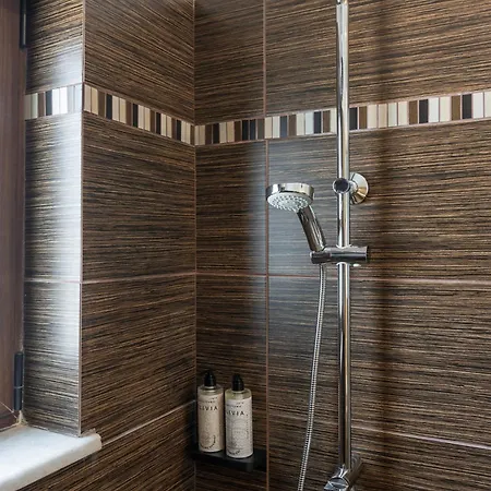 Wisdom - Elegant & Homely With Pool, Galatas Villa Chania (Crete)