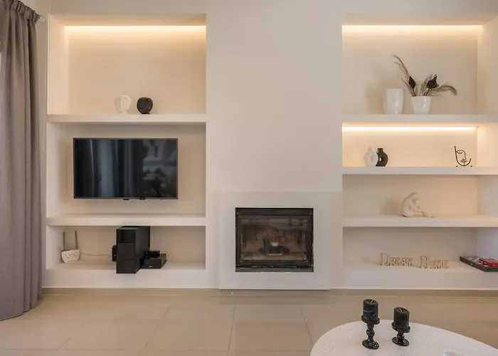 Wisdom - Elegant & Homely With Pool, Galatas * Ханья