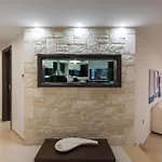 Villa Wisdom - Elegant & Homely With Pool, Galatas